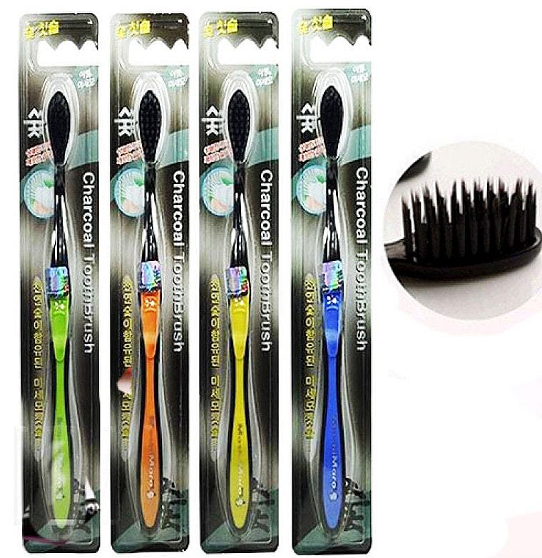 щетка Dr. Lusso Nano Charcoal Toothbrush